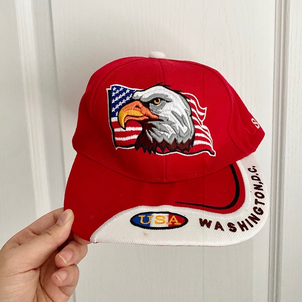 Red adjustable USA eagle hat ✨